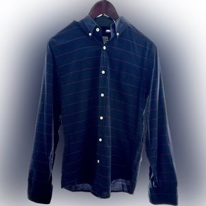 Pre-owned Men’s M Tailored by J.Crew button-down with  signature buttons.